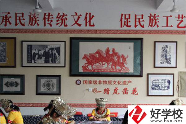 瀘溪縣第一職業(yè)中學(xué)實(shí)訓(xùn)室