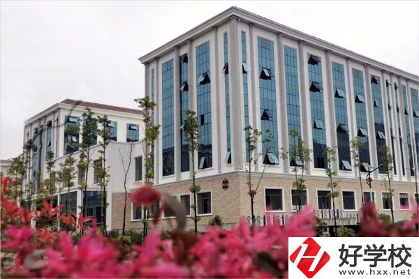 衡陽市中南科技財經(jīng)管理學校教學樓