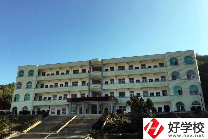 岳陽市新青年職業(yè)技術(shù)學校就業(yè)情況如何？
