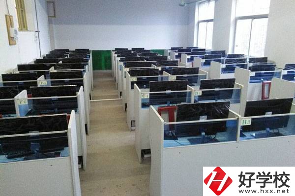 岳陽(yáng)這3所民辦中職學(xué)校比較好，你中意哪一所？