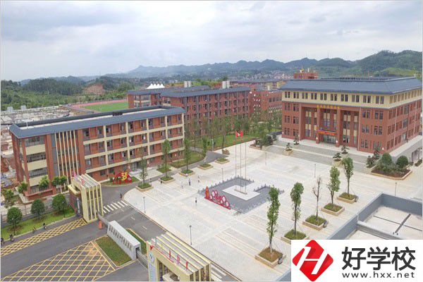郴州什么職校有圖書館？學校有特色嗎？