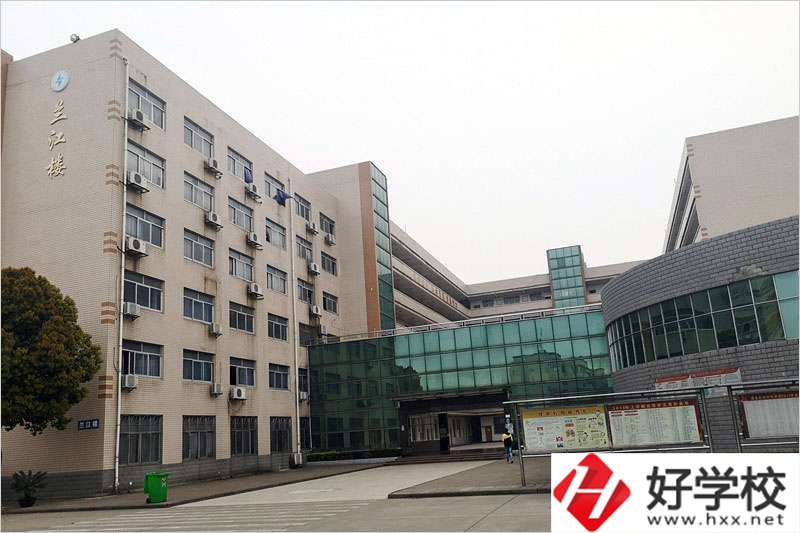 澧縣職業(yè)中專學(xué)校怎么樣？值得去讀嗎？
