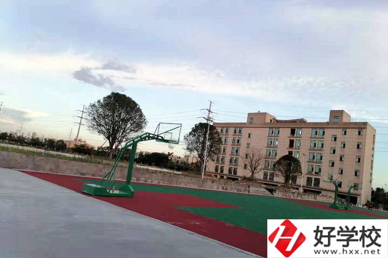 湘潭計(jì)算機(jī)職業(yè)學(xué)校怎么樣？有什么特色專業(yè)？