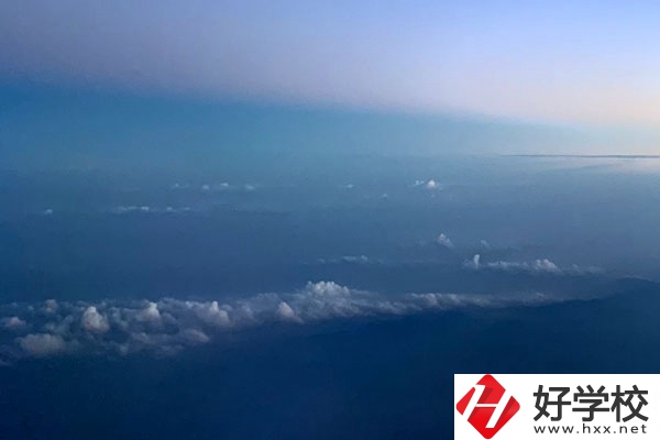 衡陽(yáng)市信息網(wǎng)絡(luò)工程學(xué)校有哪些招生專業(yè)?教學(xué)設(shè)備怎么樣?