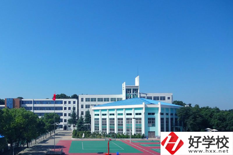 岳陽(yáng)中岳經(jīng)貿(mào)職業(yè)技術(shù)學(xué)校怎么樣？有哪些辦學(xué)特色？