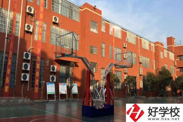 長(zhǎng)沙市英藍(lán)中等職業(yè)學(xué)校怎么樣？有哪些優(yōu)勢(shì)？