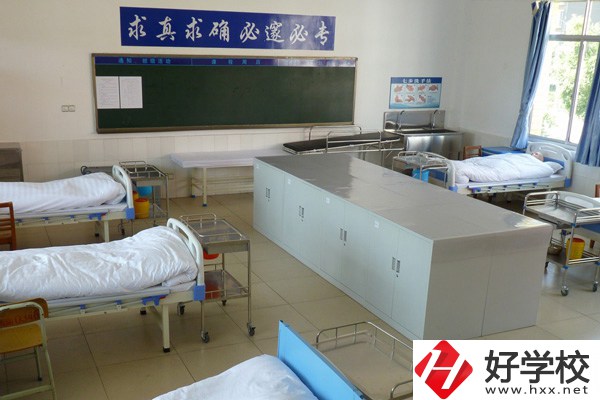 長沙有哪些中職學?？梢詫W護理專業(yè)？