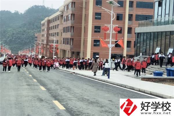 益陽有哪些公辦職高？學費多少？