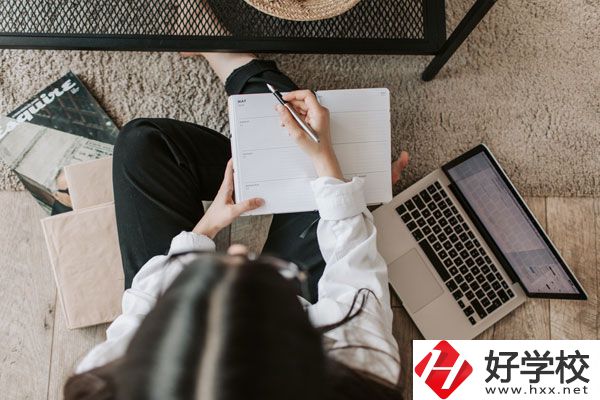 郴州市中大高科職業(yè)技術(shù)學校好不好？專業(yè)怎么樣？