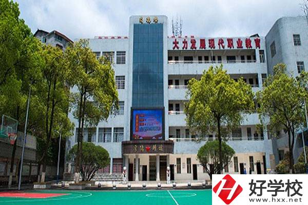 懷化市旅游學(xué)校有哪些專業(yè)？就業(yè)方向如何？