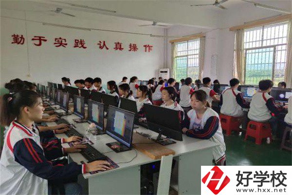 永州技校的學(xué)費一般是多少？有什么優(yōu)惠政策？