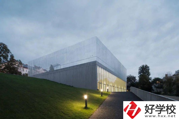 益陽(yáng)哪些公辦中專比較好？它們有哪些特色專業(yè)？