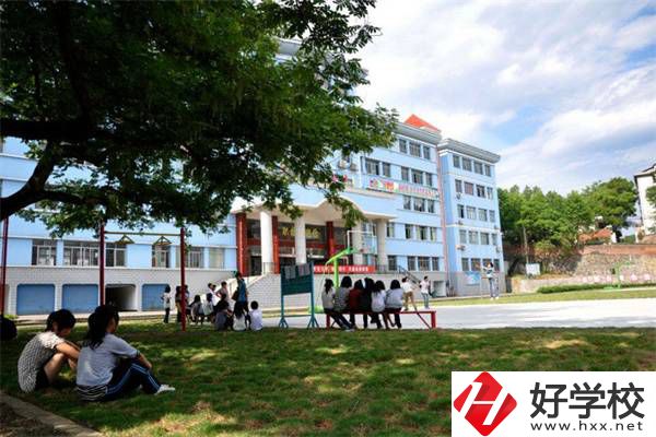 炎陵縣職業(yè)技術學校怎么樣？有哪些辦學特色？