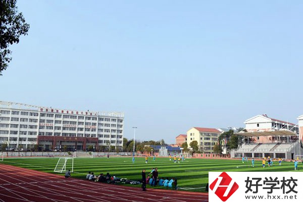 岳陽縣職業(yè)中等專業(yè)學(xué)校有哪些專業(yè)？師資力量如何？