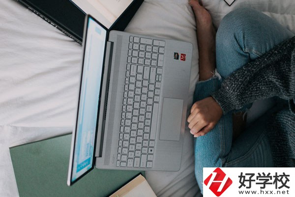 湖南省道縣師范學(xué)校好不好？什么專業(yè)女生最多？