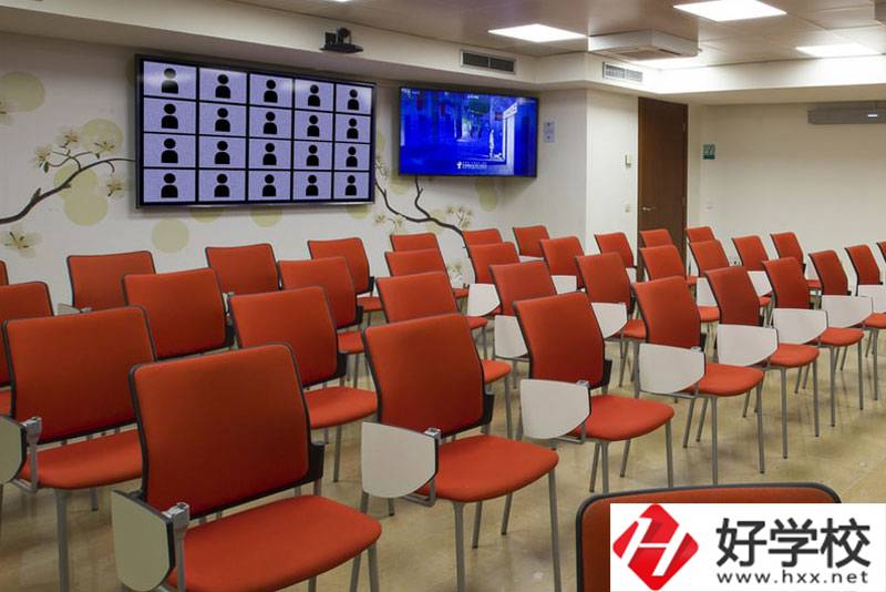 平江縣職業(yè)學(xué)院會計(jì)專業(yè)怎么樣？就業(yè)方向有哪些？