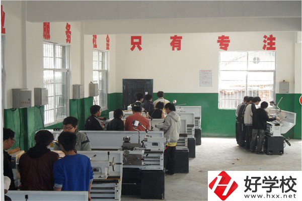 懷化的公辦職高有哪些？可以免學費嗎？