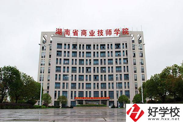 株洲比較好的廚師培訓學校有哪些？烹飪專業(yè)好就業(yè)嗎？