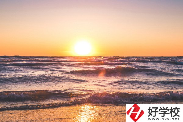 張家界旅游學(xué)校辦學(xué)條件怎么樣？