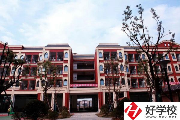 長(zhǎng)沙湘麓醫(yī)藥中等職業(yè)技術(shù)學(xué)校中藥專業(yè)怎么樣？