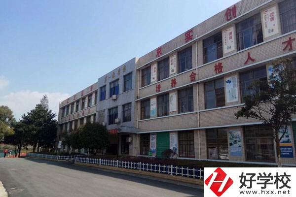 東安縣職業(yè)中專學(xué)校怎么樣？學(xué)校環(huán)境好嗎？