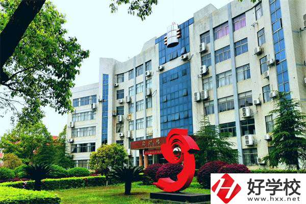 湖南有五年制衛(wèi)校嗎？衛(wèi)校都開設(shè)有哪些醫(yī)衛(wèi)專業(yè)？