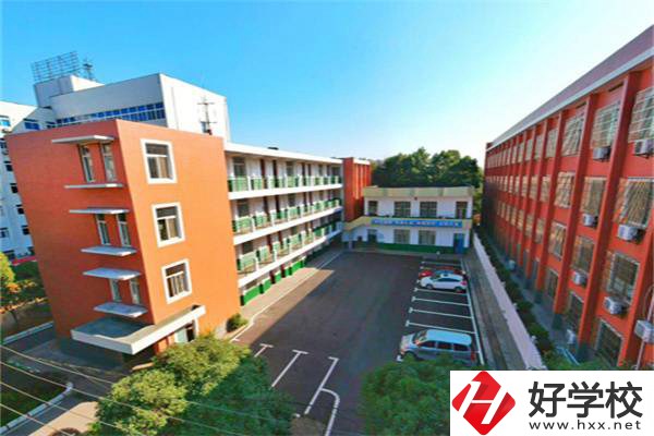 中國(guó)水電八局高級(jí)技工學(xué)校是所什么學(xué)校？有什么優(yōu)勢(shì)？