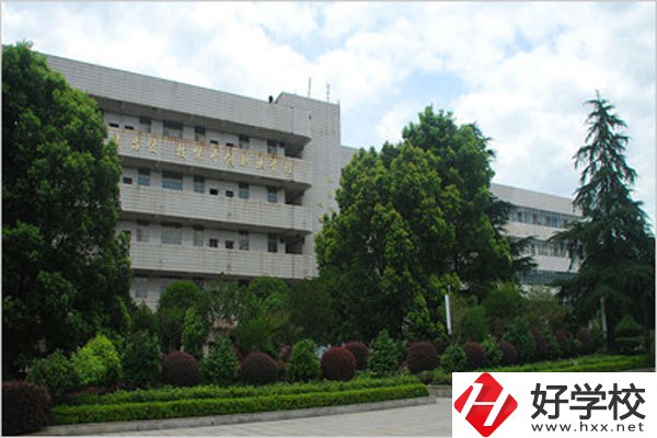 郴州第一職中是中專還是技校？師資力量怎么樣？