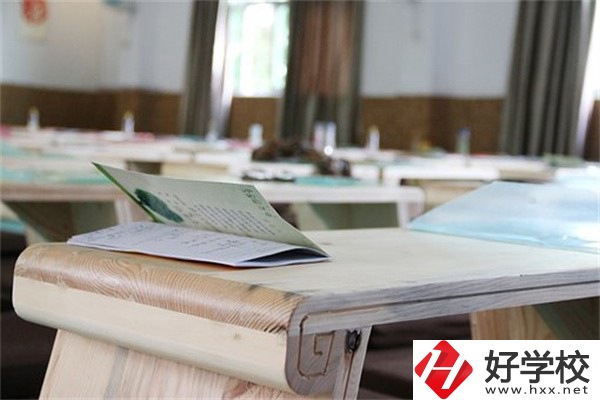 在張家界就讀的中專升為大專了，原來的學(xué)歷會(huì)提升嗎？
