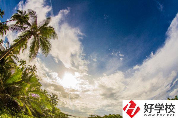 湖南兵器工業(yè)高級(jí)技工學(xué)校開設(shè)了哪些專業(yè)？