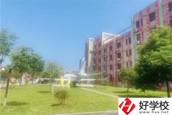 長沙經(jīng)貿(mào)職業(yè)中專有哪些招生專業(yè)？有哪些辦學(xué)優(yōu)勢？