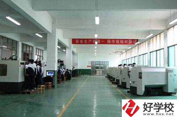 益陽有哪些公辦中專？辦學條件好不好？