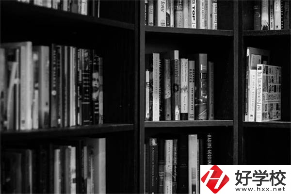 湖南初中畢業(yè)選3+2還是3+3？有五年制大專推薦嗎？