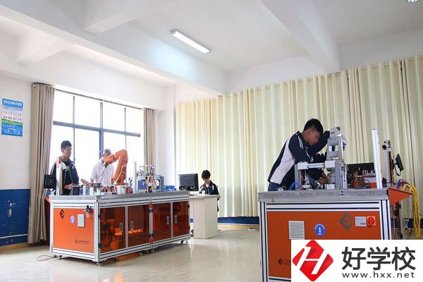 湘潭有酒店管理專(zhuān)業(yè)的職校有哪些？