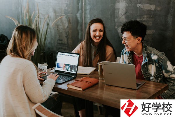 湖南省祁陽師范學(xué)校好不好？宿舍壞境怎么樣？