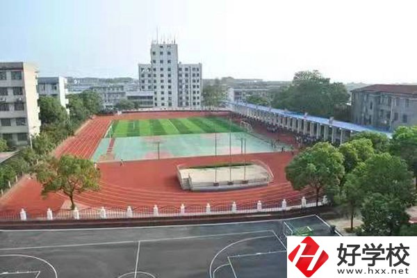 株洲縣職業(yè)中等專業(yè)學(xué)校怎么樣？交通便利嗎？