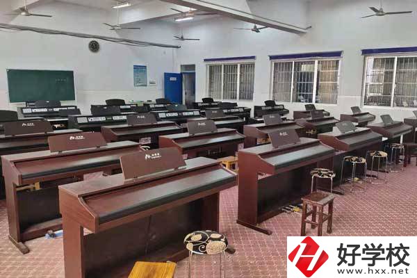 岳陽(yáng)市第一職業(yè)中等專業(yè)學(xué)校怎么樣？得過(guò)哪些榮譽(yù)？
