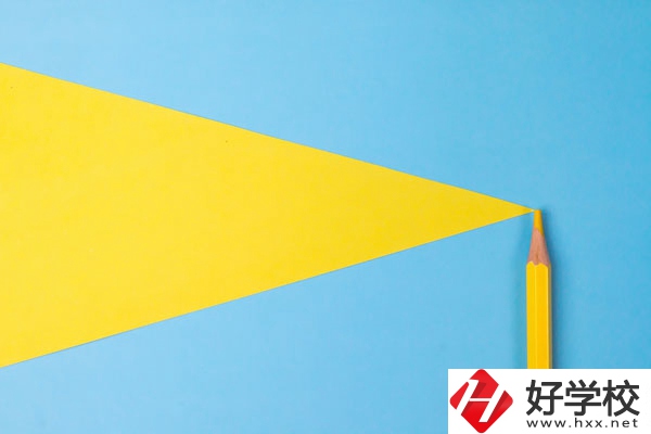 湖南省祁陽師范學(xué)校好不好？宿舍壞境怎么樣？