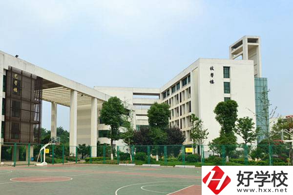 在長沙就讀師范中專錄取分?jǐn)?shù)高嗎？有哪些學(xué)?？梢酝扑]？
