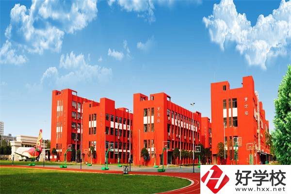 長沙開福區(qū)共有幾所中職學(xué)校？有沒有公辦的？