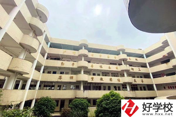 UI設(shè)計學(xué)什么？長沙有學(xué)這一專業(yè)的中職學(xué)校嗎？