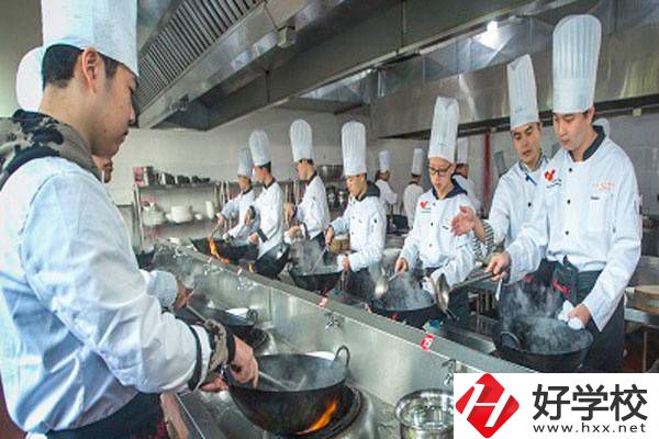 株洲比較好的廚師培訓學校有哪些？烹飪專業(yè)好就業(yè)嗎？