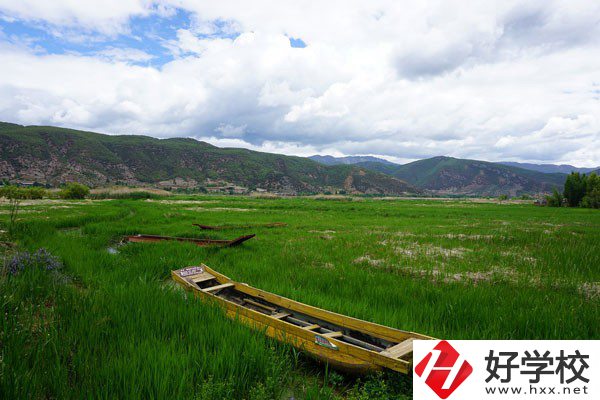 湖南省岳陽(yáng)縣職業(yè)中等專業(yè)學(xué)校位置在哪里?