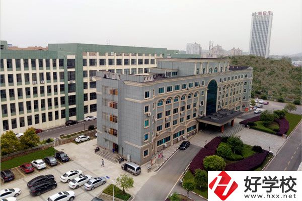 婁底技師學(xué)院怎么樣？有哪些專業(yè)？