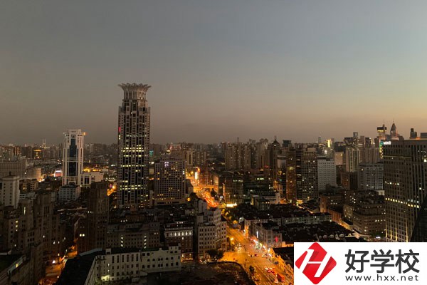 攸縣求實職業(yè)技術(shù)學(xué)校的平面設(shè)計專業(yè)怎么樣？就業(yè)前景如何？