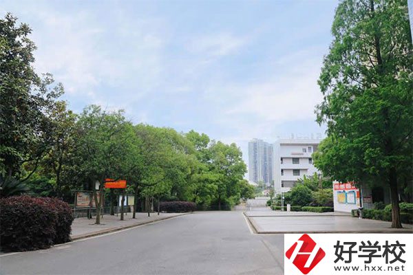 邵陽(yáng)工業(yè)學(xué)校怎么樣？就業(yè)前景如何？