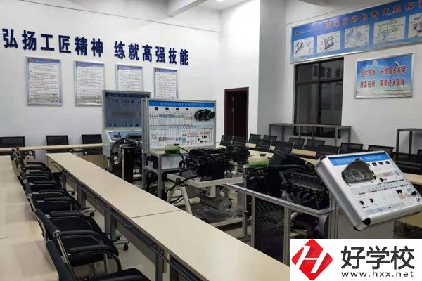 永州市工業(yè)貿(mào)易中等專業(yè)學(xué)校好不好？