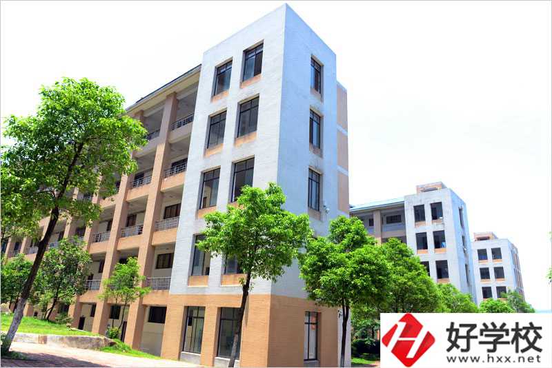 郴州職業(yè)技術(shù)學(xué)院值得去嗎？