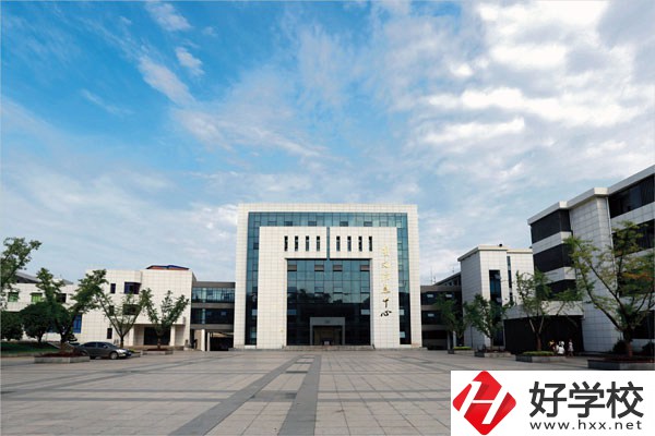 湖南有哪些公辦技校？