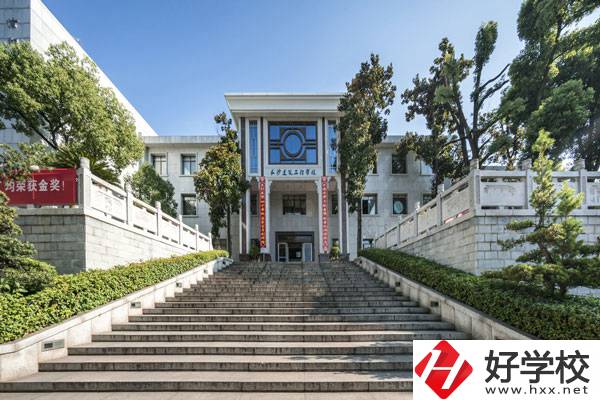 長沙建筑工程學(xué)校如何？有哪些招生專業(yè)？